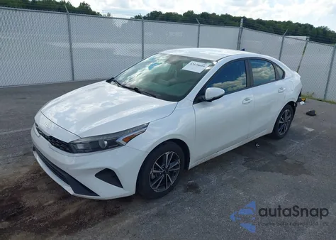 2023 Kia Forte Lxs z USA, uszkodzony, nr VIN 3KPF24AD1PE645156